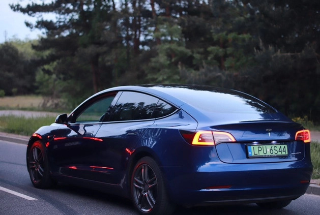 Tesla Model 3 cena 124900 przebieg: 139000, rok produkcji 2019 z Nowy Sącz małe 232